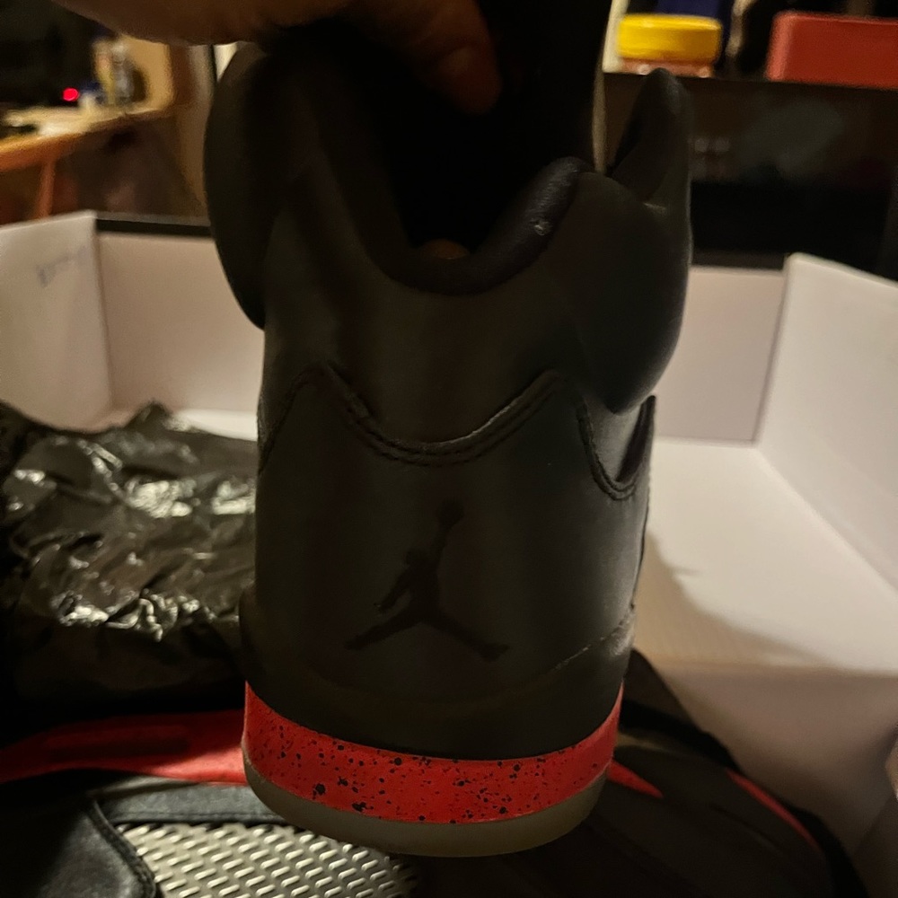 Men’s Size 10 J’s Black/Red